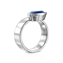 Load image into Gallery viewer, Trillion Cut tanzanite ring