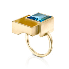 Load image into Gallery viewer, Aquamarine square cocktail ring