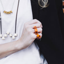 Load image into Gallery viewer, orange pop out ring