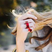 Load image into Gallery viewer, red pop out ring