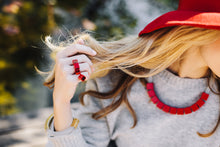 Load image into Gallery viewer, Spiral statement necklace