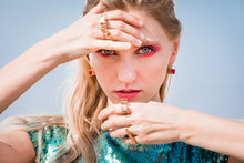 Load image into Gallery viewer, Short drop Cubic Earrings