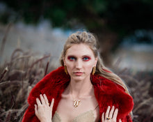 Load image into Gallery viewer, U letter Necklace