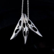 Load image into Gallery viewer, Triple beak necklace