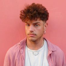 Load image into Gallery viewer, sterling silver V pendant