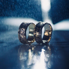 Load image into Gallery viewer, Moon land wedding rings