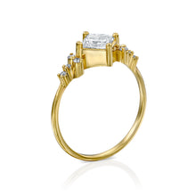 Load image into Gallery viewer, Princess cut diamond engagement ring