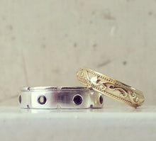 Load image into Gallery viewer, Unmatched custom wedding rings