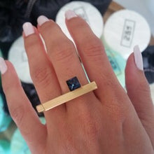 Load image into Gallery viewer, Line ring