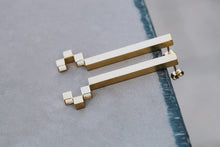 Load image into Gallery viewer, Long Stairs Earrings