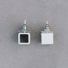 Load image into Gallery viewer, Cubic Stud earrings