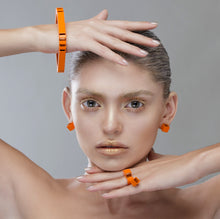 Load image into Gallery viewer, Cubic Stud Earrings