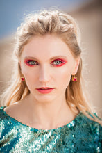 Load image into Gallery viewer, Short drop Cubic Earrings