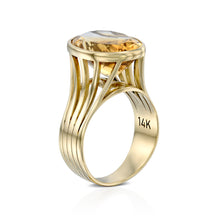 Load image into Gallery viewer, Citrine oval gold Cocktail ring
