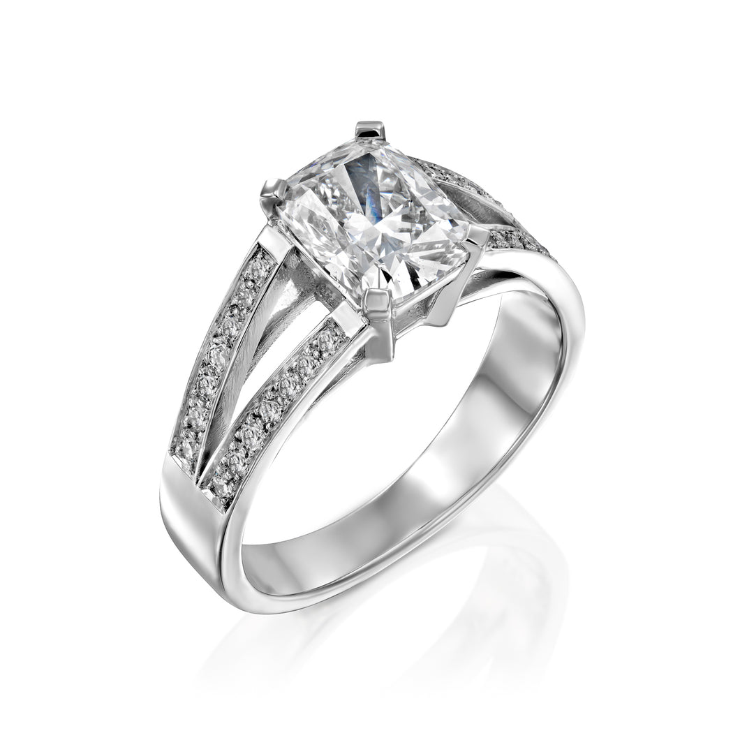Oval diamond white gold ring