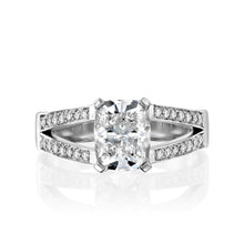 Load image into Gallery viewer, Oval diamond white gold ring
