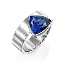 Load image into Gallery viewer, Trillion Cut tanzanite ring
