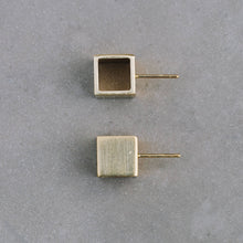 Load image into Gallery viewer, Cubic Stud Earrings
